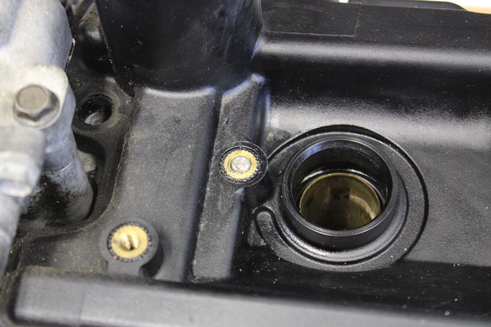 2003-2004 350Z DE Cylinder Head VQ35DE Left Driver OEM M/T