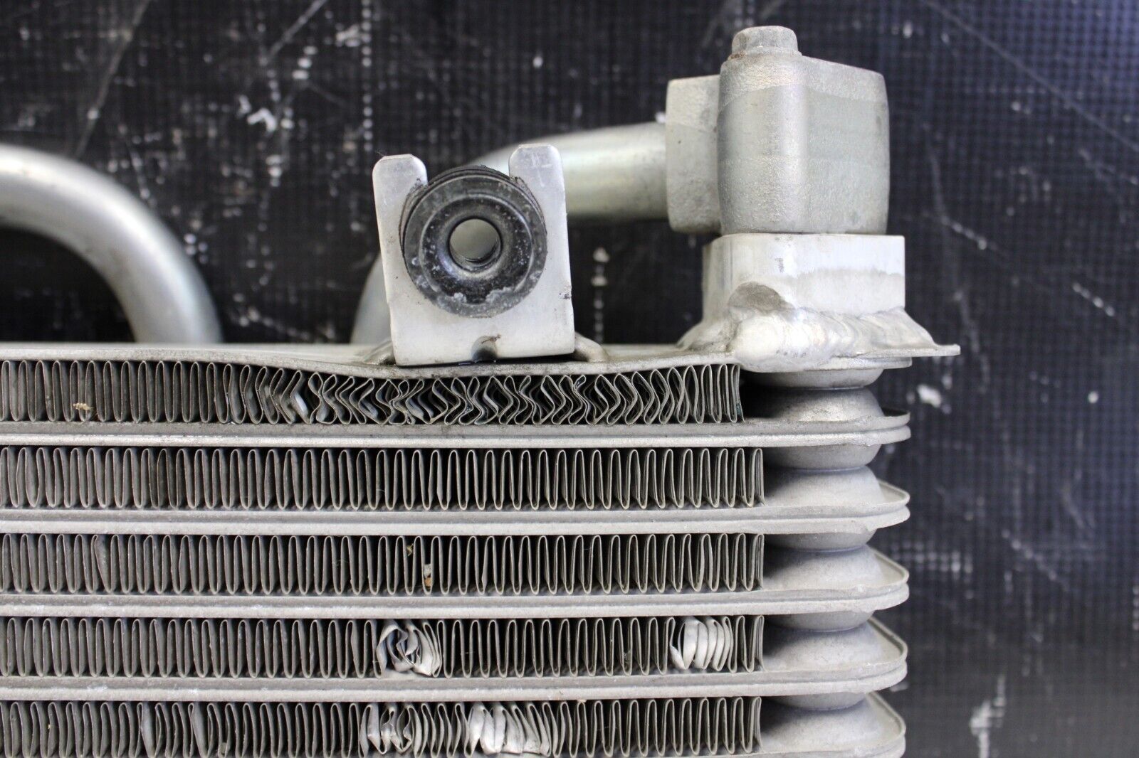 2013 NISSAN GT-R GTR R35 3.8L OEM ENGINE OIL COOLER W/ HARD LINES