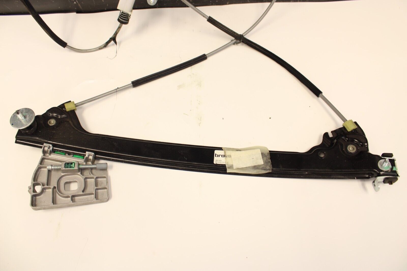 2009-2020 NISSAN GTR R35 WINDOW REGULATOR WITH MOTOR RIGHT PASSENGER SIDE