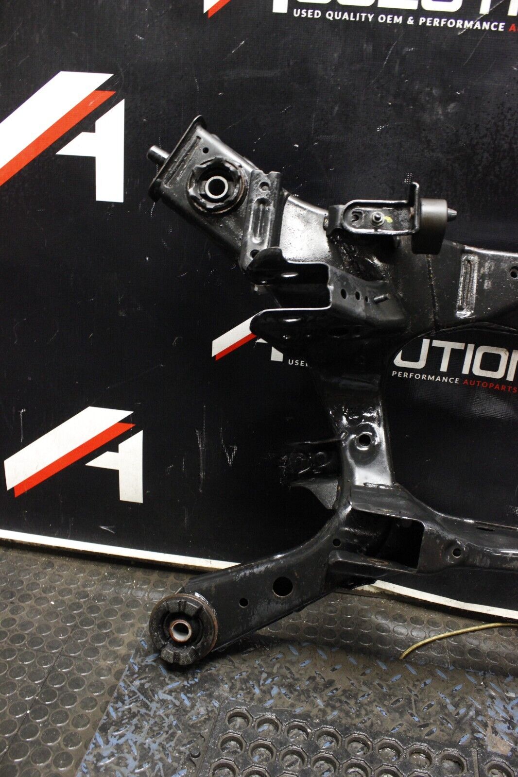 09-20 370Z Rear End Subframe Crossmember Assembly OEM Frame Support