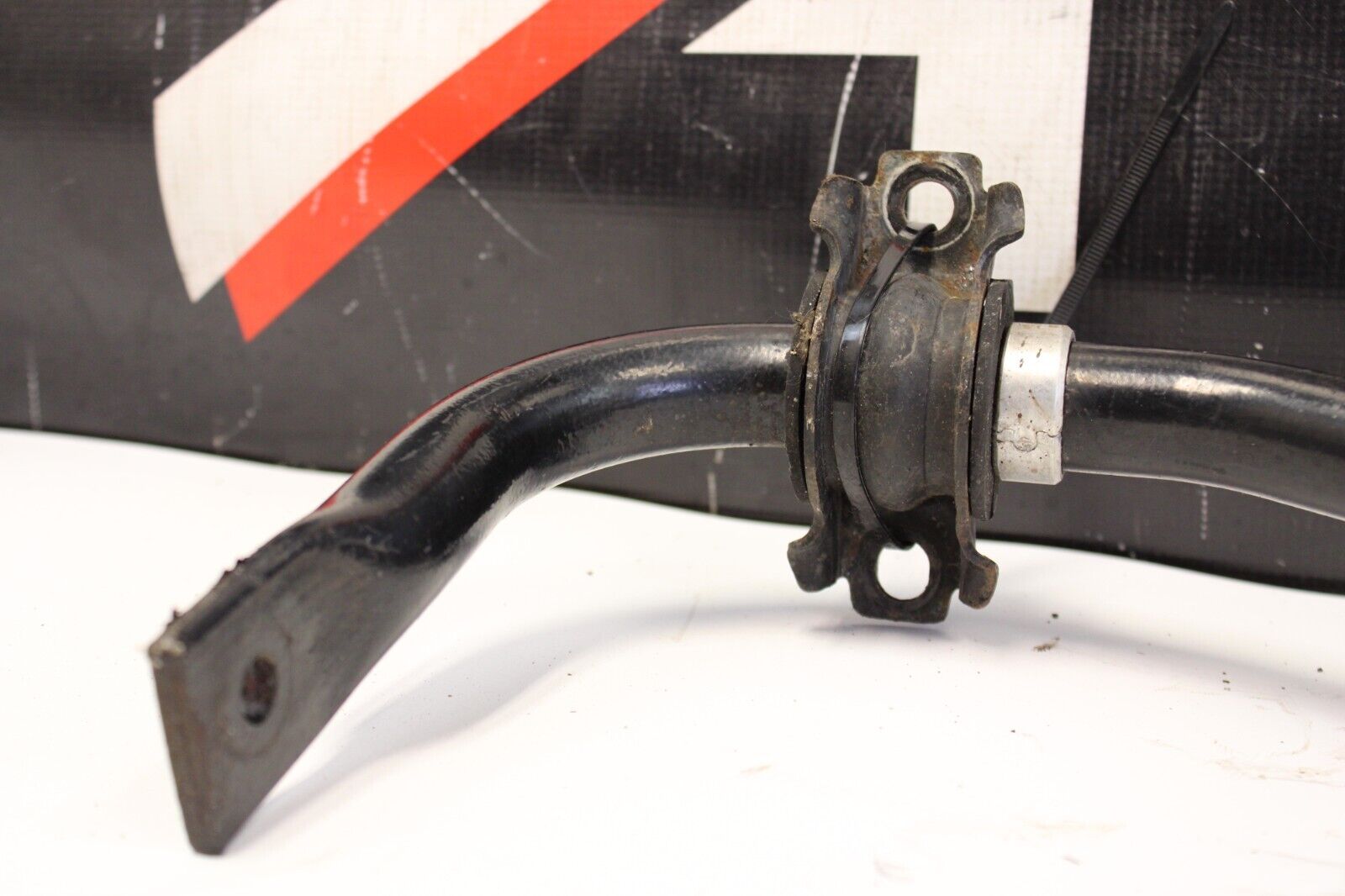 09-13 INFINITI G37 SEDAN REAR SWAY ANTI ROLL STABILIZER BAR