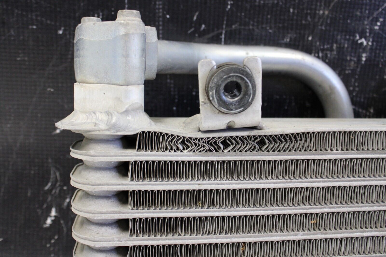 2013 NISSAN GT-R GTR R35 3.8L OEM ENGINE OIL COOLER W/ HARD LINES