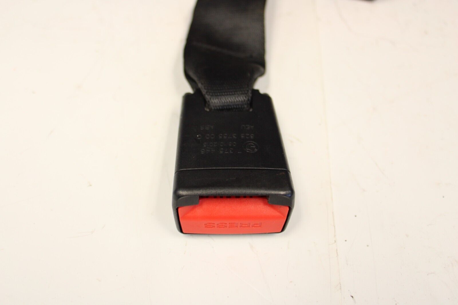 2015-2018 BMW F30 F36 428i F80 - REAR SEAT BELT Buckle Receiver SET