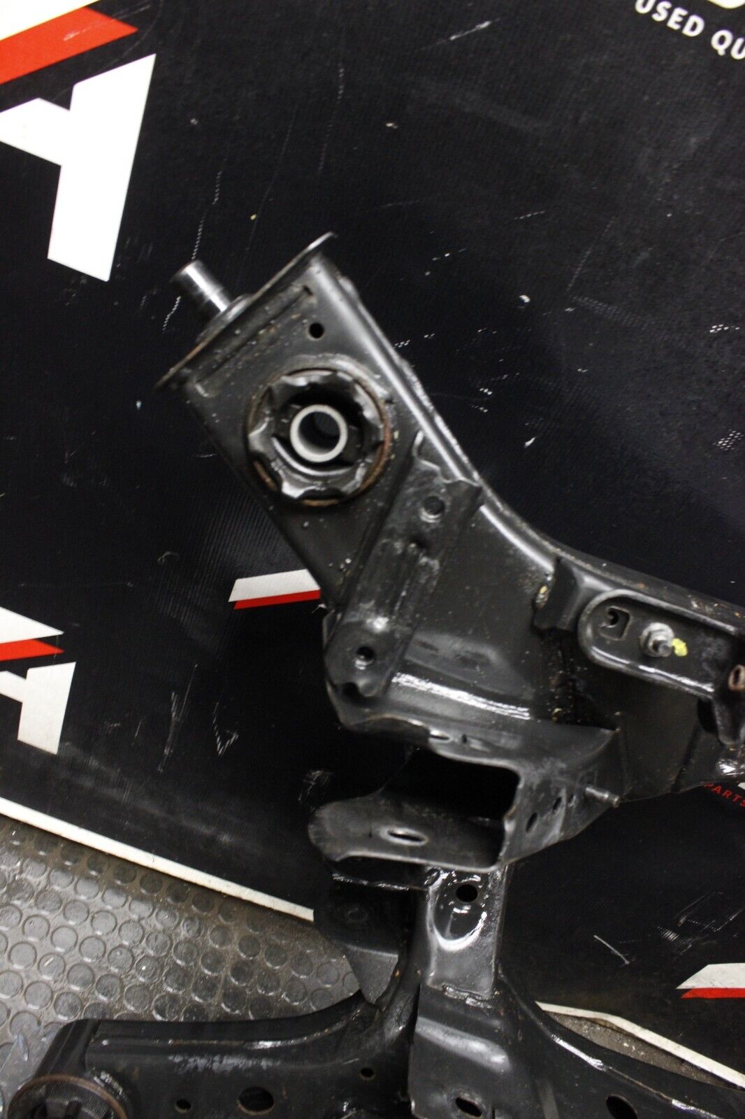 09-20 370Z Rear End Subframe Crossmember Assembly OEM Frame Support
