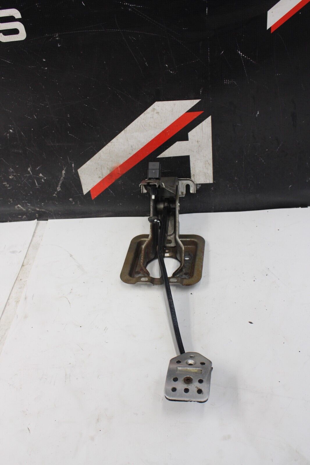 2003-2006 Mitsubishi Evolution 8 9 Brake Pedal Assembly OEM Evo 8 9