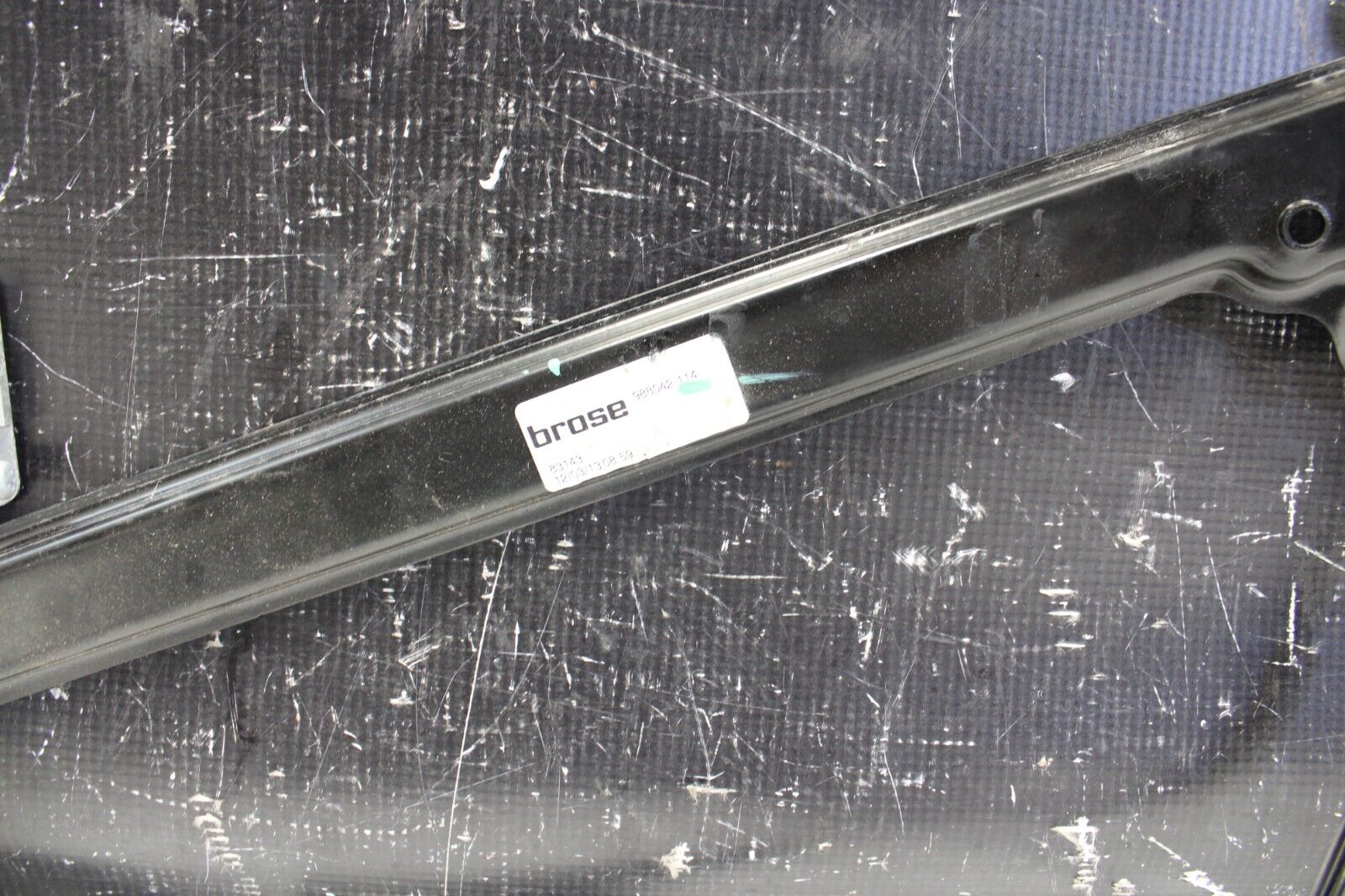 2009-2020 NISSAN GTR R35 WINDOW REGULATOR WITH MOTOR LEFT DRIVER SIDE