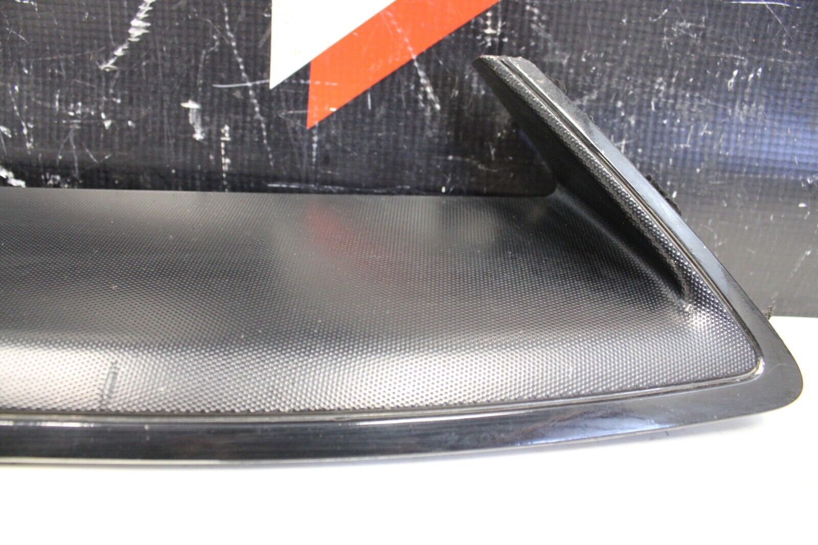 2013 NISSAN GT-R R35 GTR VR38 3.8L OEM FRONT BUMPER Molding Grill Upper