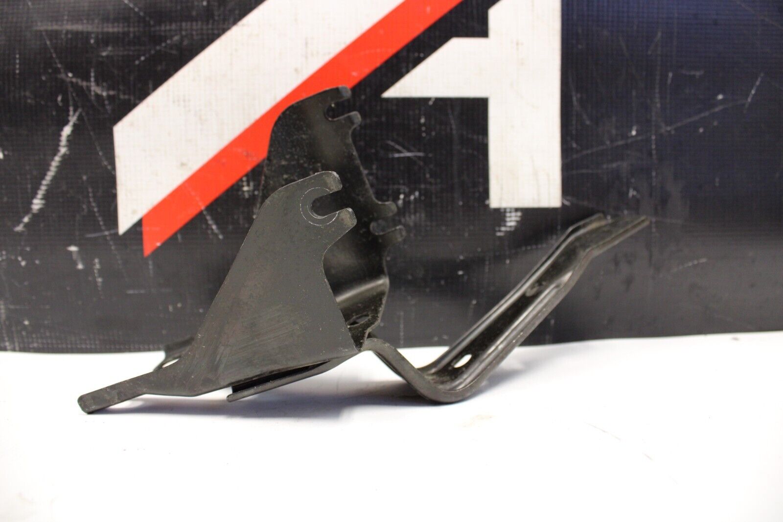 2003-2006 MITSUBISHI LANCER EVOLUTION MR GSR EVO 8 9 THROTTLE Cable Bracket
