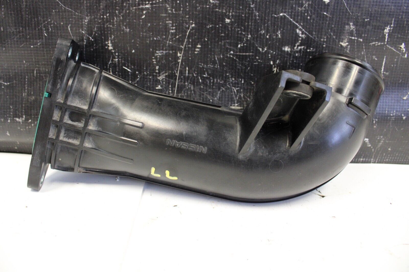 2013 NISSAN R35 GTR GT-R LH DRIVER SIDE TURBO INTERCOOLER CHARGE PIPE HOSE