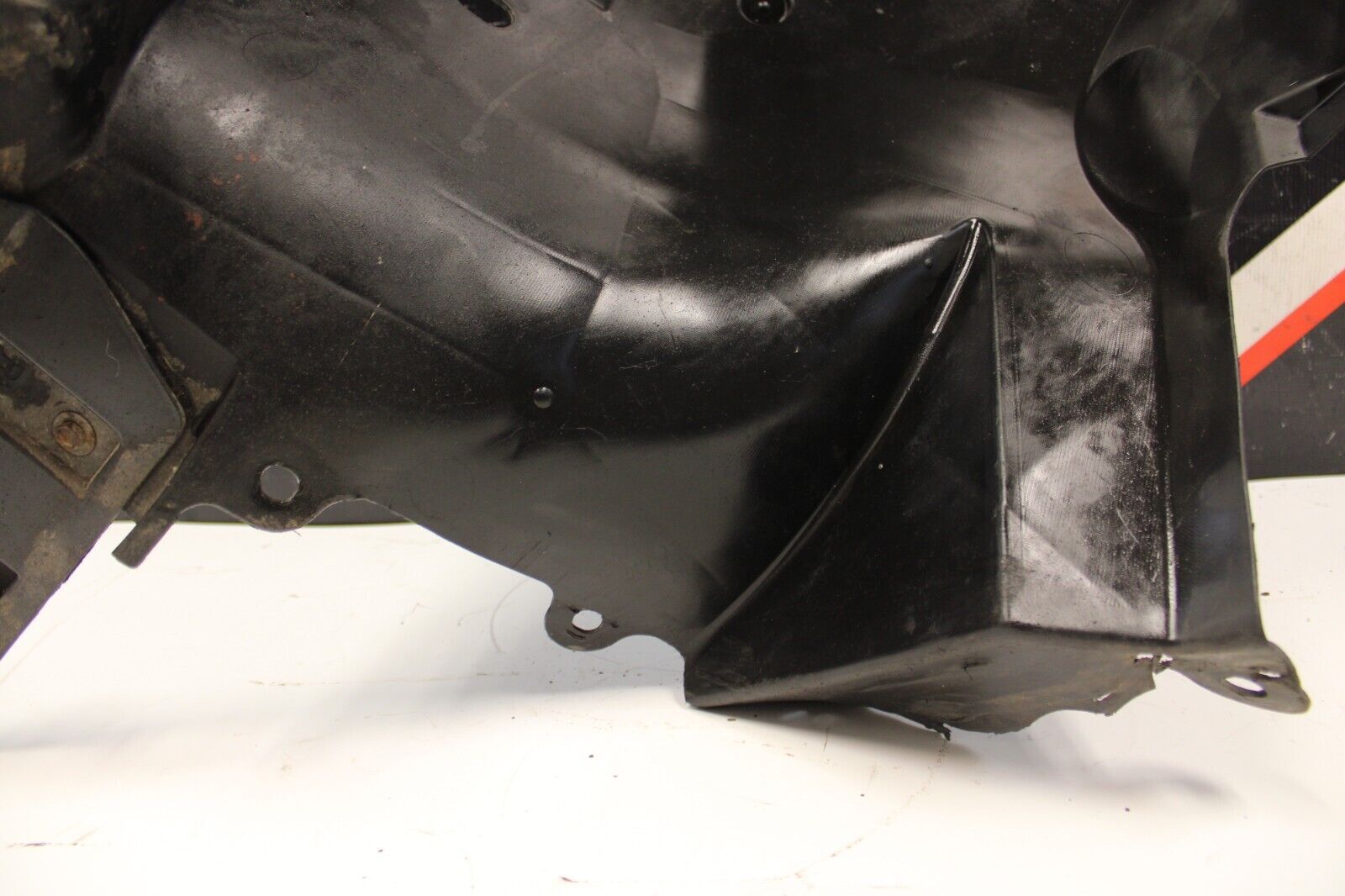 09-21 Nissan GTR GT-R R35 Passenger Right Front Fender Rear Liner (back part)