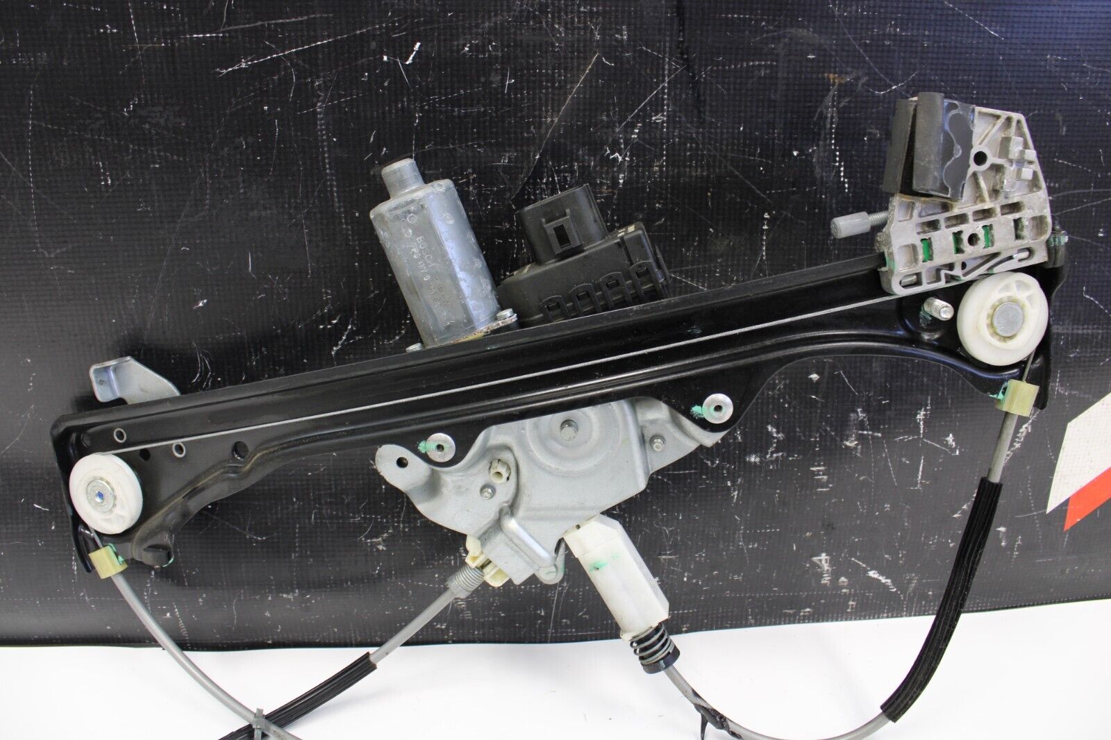 2009-2020 NISSAN GTR R35 WINDOW REGULATOR WITH MOTOR RIGHT PASSENGER SIDE