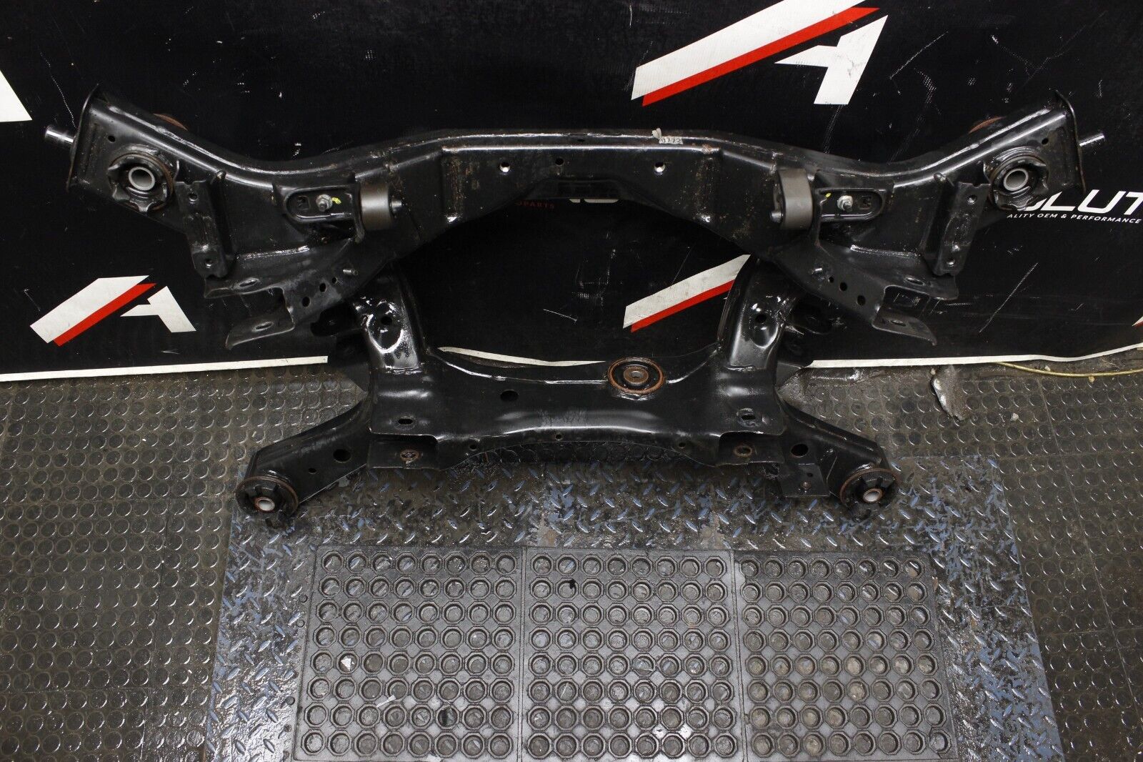 09-20 370Z Rear End Subframe Crossmember Assembly OEM Frame Support