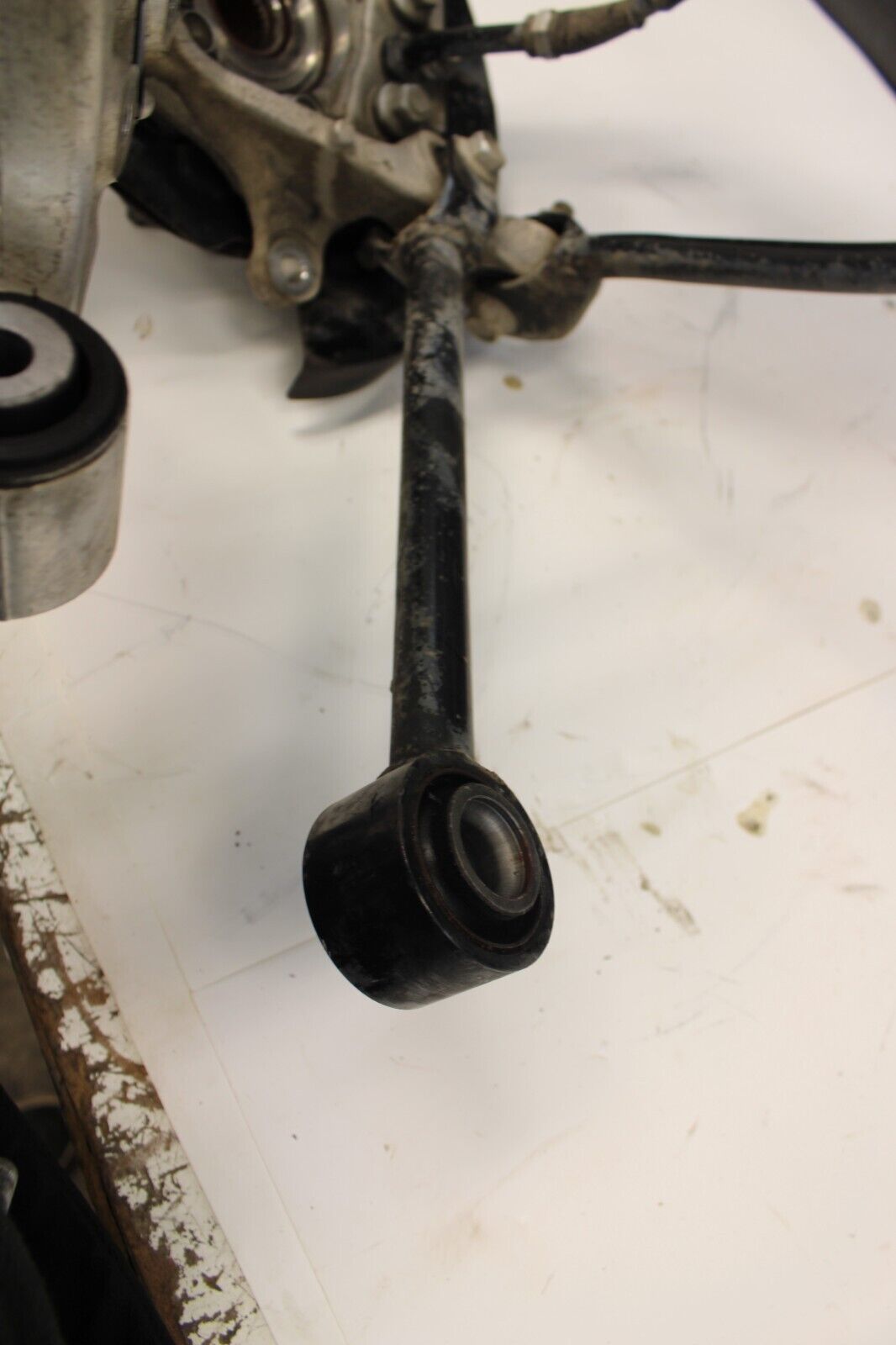 2003-2008 Nissan 350Z Right Rear Suspension Spindle Knuckle Control Trailing Arm