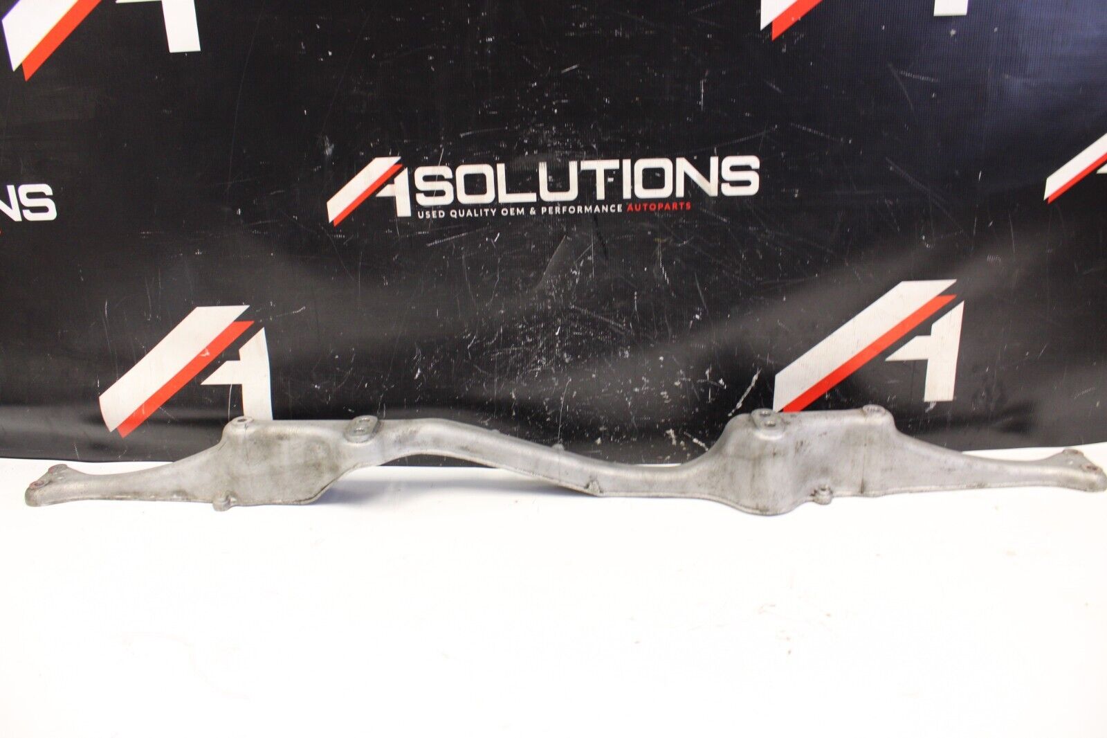 2010 NISSAN GTR R35 AWD OEM FACTORY TRANSMISSION CROSSMEMBER