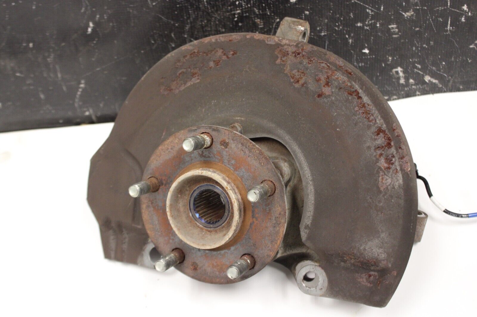 2008-2015 MITSUBISHI LANCER EVOLUTION EVO X SPINDLE KNUCKLE HUB RIGHT FRONT OEM