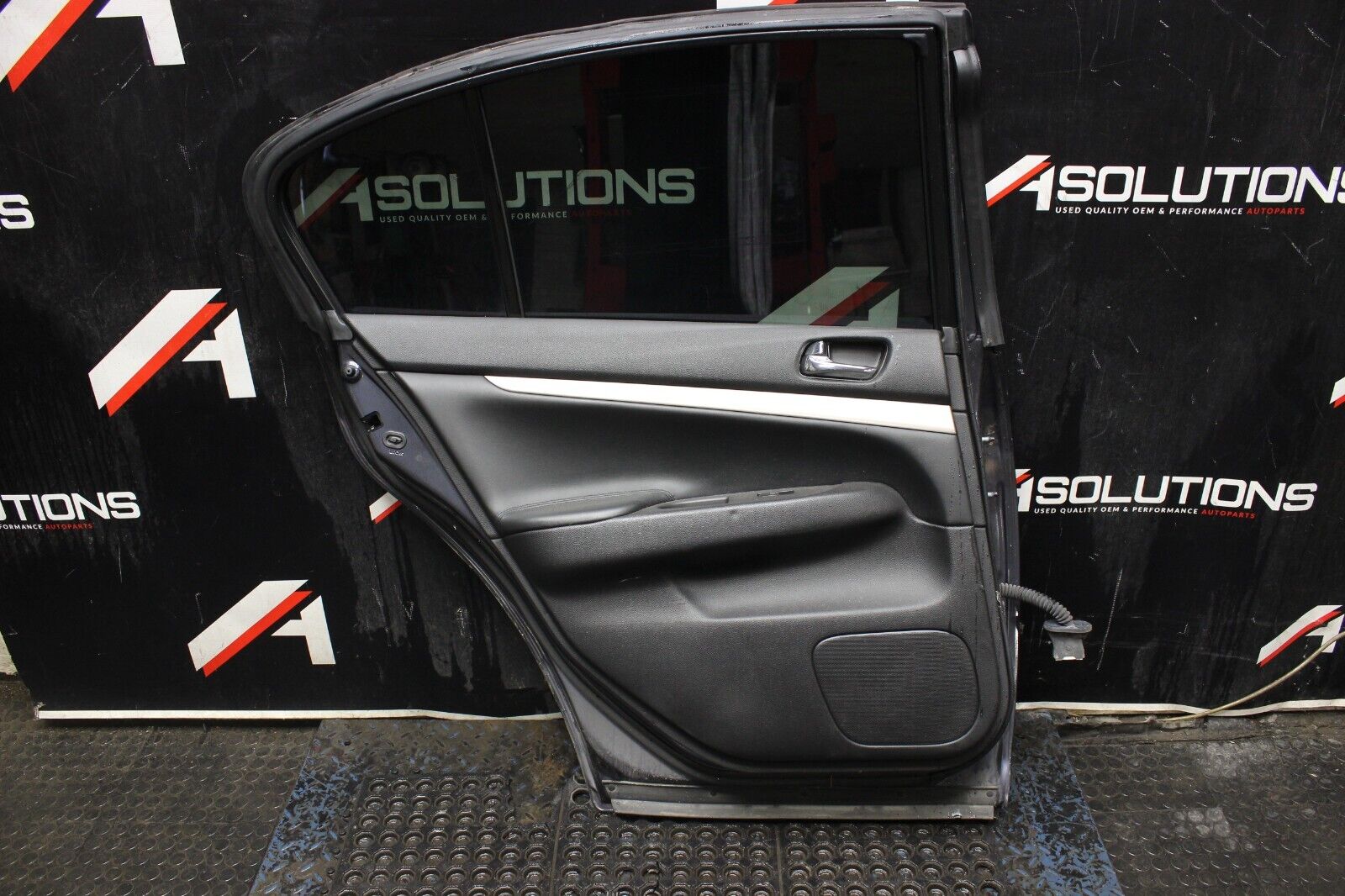 2008-2013 Infiniti G37 G37x Sedan Rear Driver Left Door OEM LH G25 G35