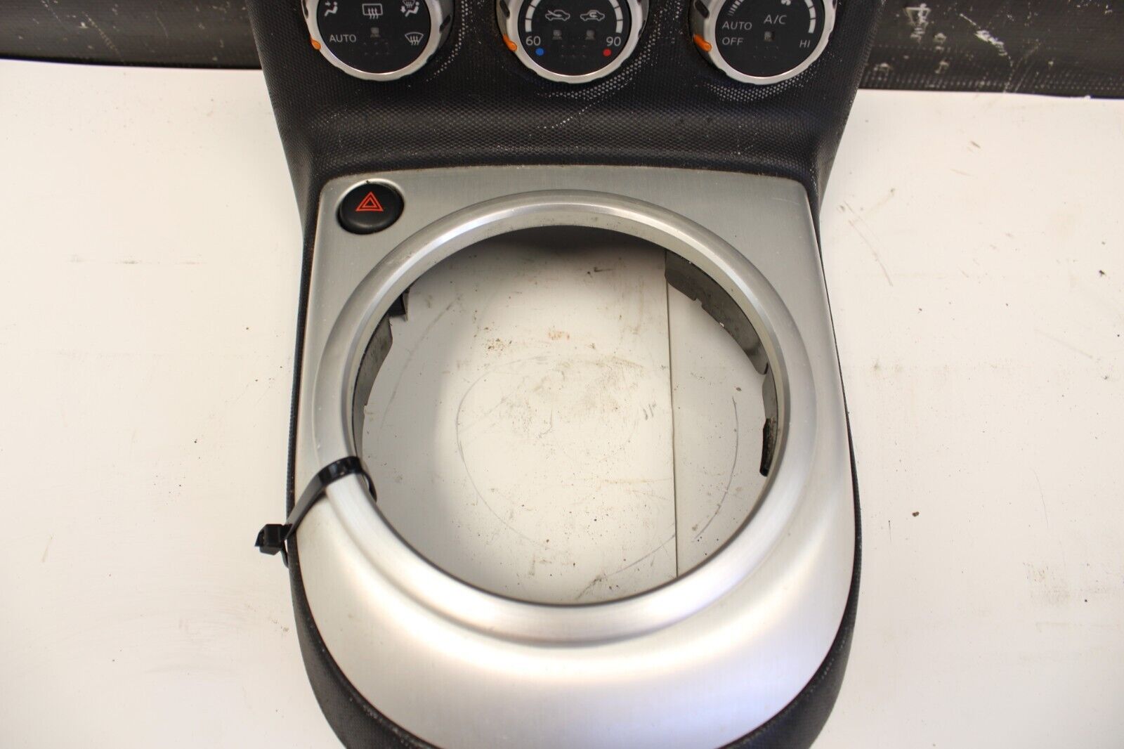 2007-2009 Nissan 350Z VQ35HR Automatic Shifter Bezel K10372CF40A