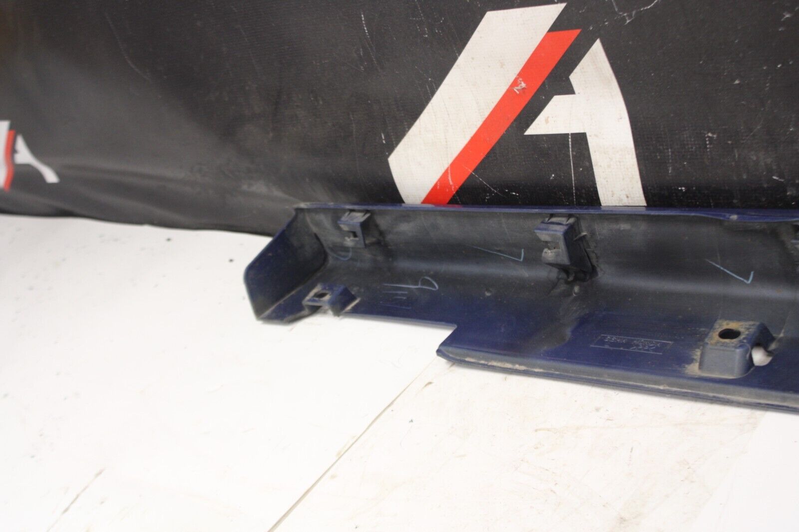 2002-2005 Acurs RSX Type S Driver Left Side Side Skirt OEM