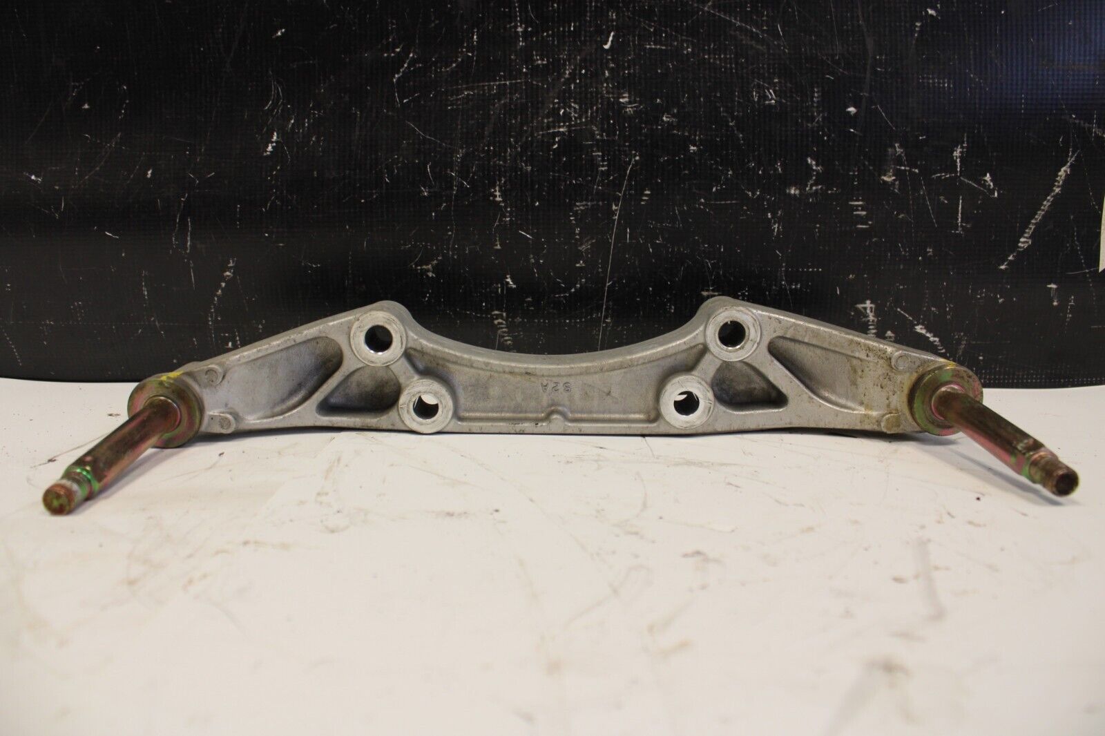 00-09 HONDA S2000 OEM REAR SUBFRAME DIFFERENTIAL REAR MOUNT BRACKET BRACE