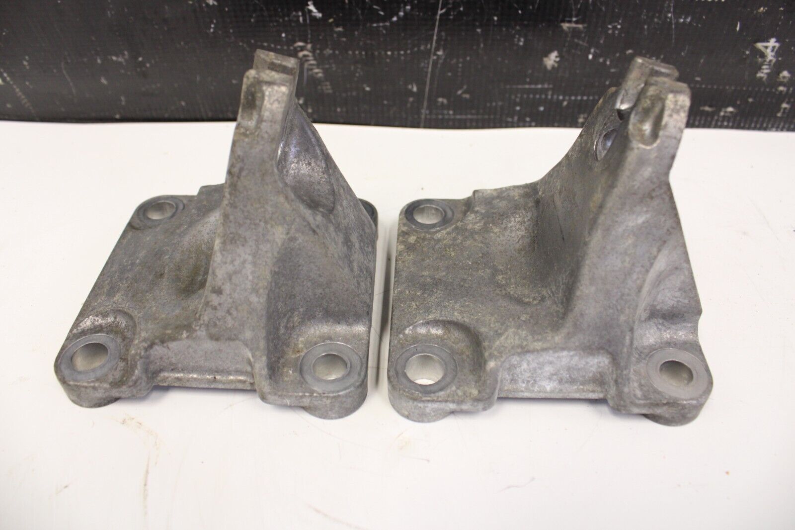 09-15 NISSAN GT-R GTR R35 VR38 ENGINE MOTOR MOUNTS BRACKET SET OEM