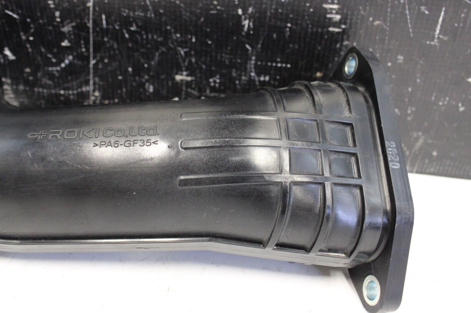 2013 NISSAN R35 GTR GT-R LH DRIVER SIDE TURBO INTERCOOLER CHARGE PIPE HOSE