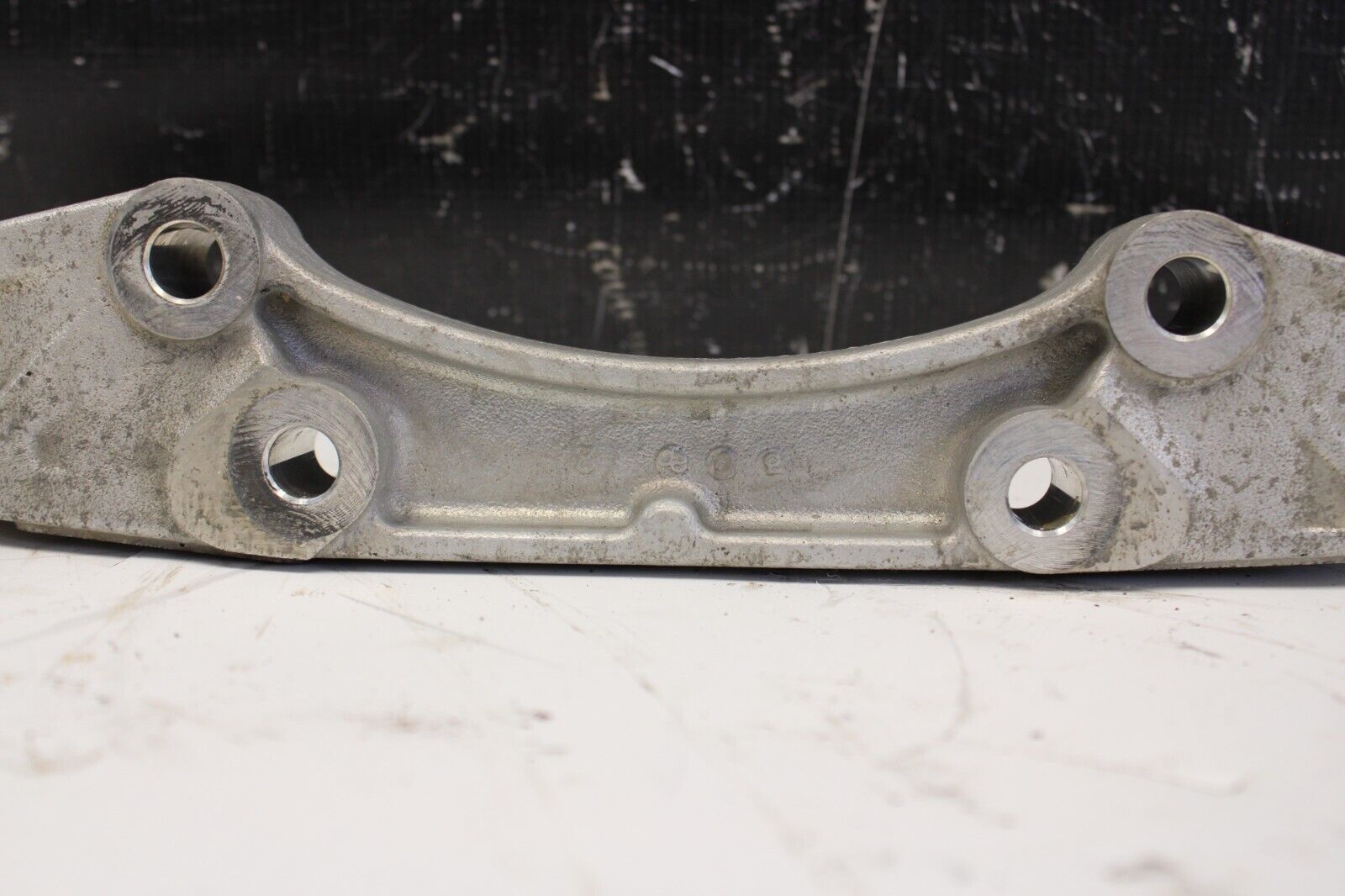 00-09 HONDA S2000 OEM REAR SUBFRAME DIFFERENTIAL REAR MOUNT BRACKET BRACE