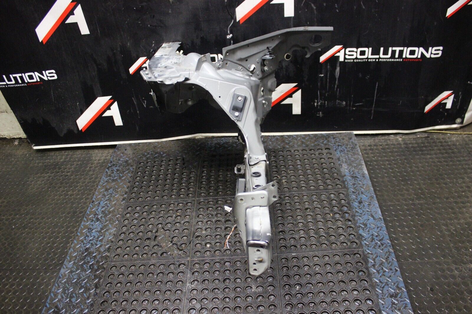 2009-2021 Nissan GTR R35 FRONT SUPPORT FRAME RAIL CUT PASSENGER RIGHT OEM