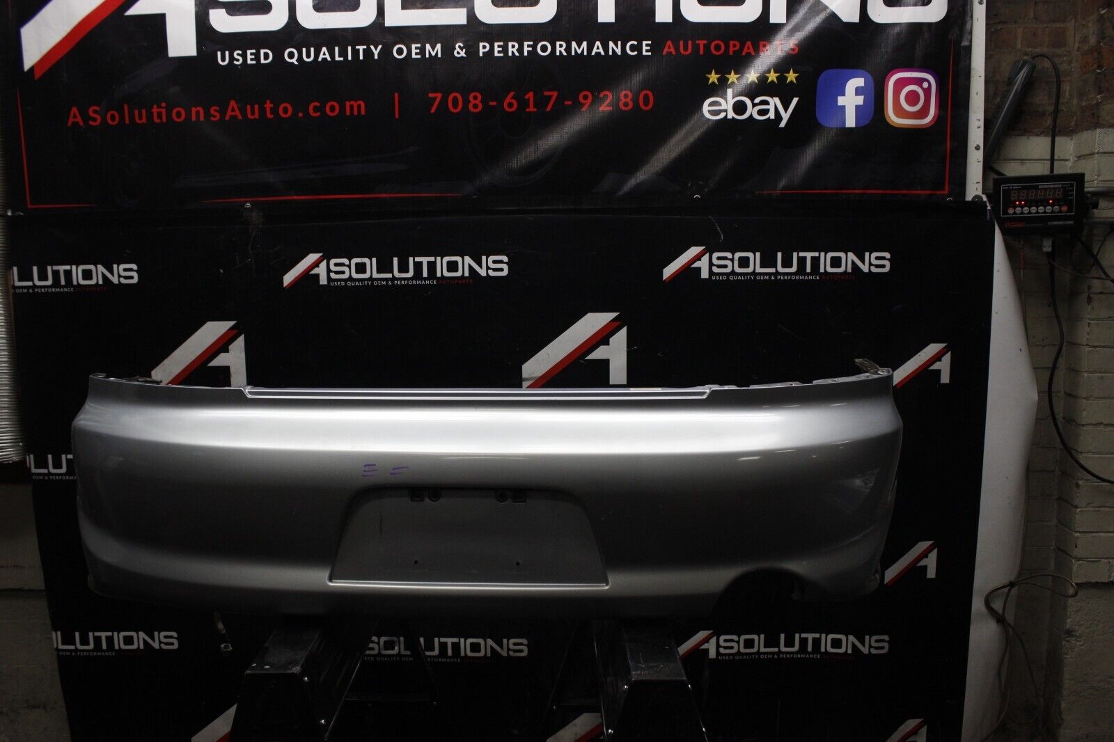 03-06 MITSUBISHI LANCER EVOLUTION 8 OEM REAR BUMPER COVER EVO 8
