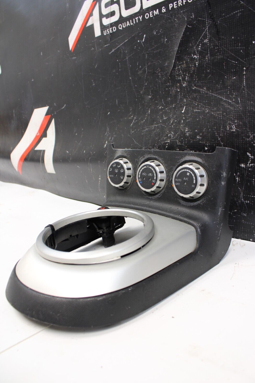 2007-2009 Nissan 350Z VQ35HR Automatic Shifter Bezel K10372CF40A
