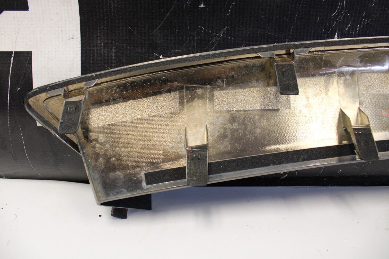 2013 NISSAN GT-R R35 GTR VR38 3.8L OEM FRONT BUMPER Molding Grill Upper
