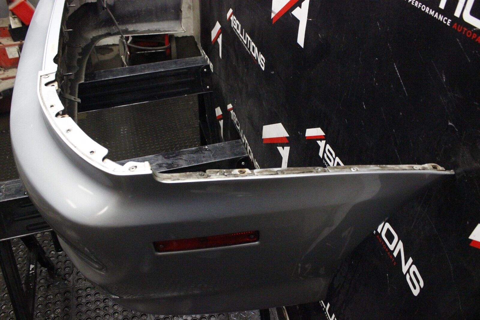 03-06 MITSUBISHI LANCER EVOLUTION 8 OEM REAR BUMPER COVER EVO 8