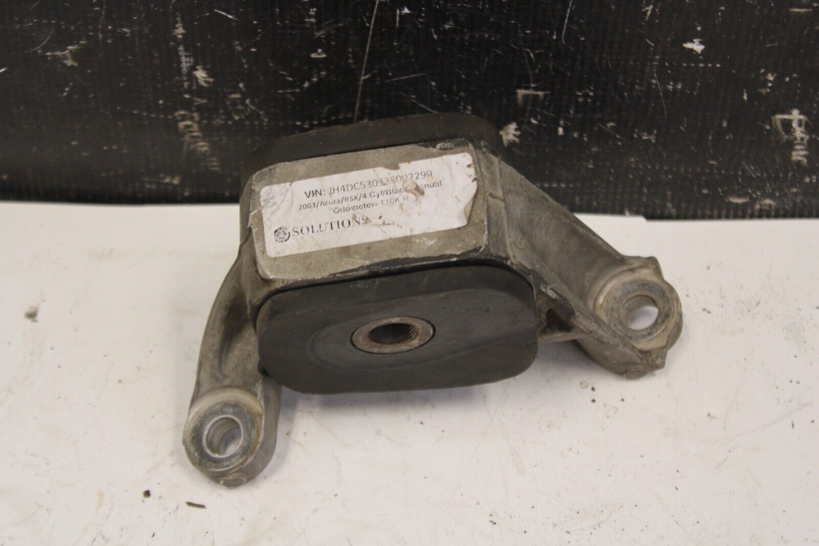 2002-2006 Acura RSX Type S K20A2 2Transmission mount bracket