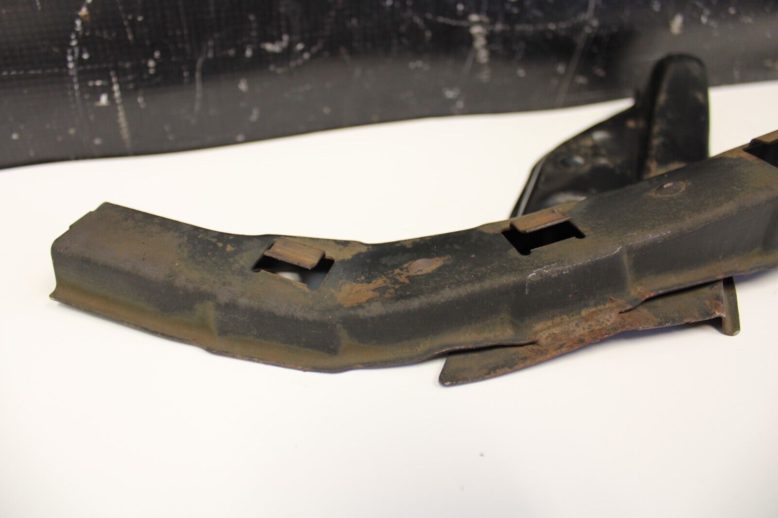 2012-2015 HONDA Civic SI LEFT DRIVER SIDE HEADLIGHT BRACKET SUPPORT OEM USED