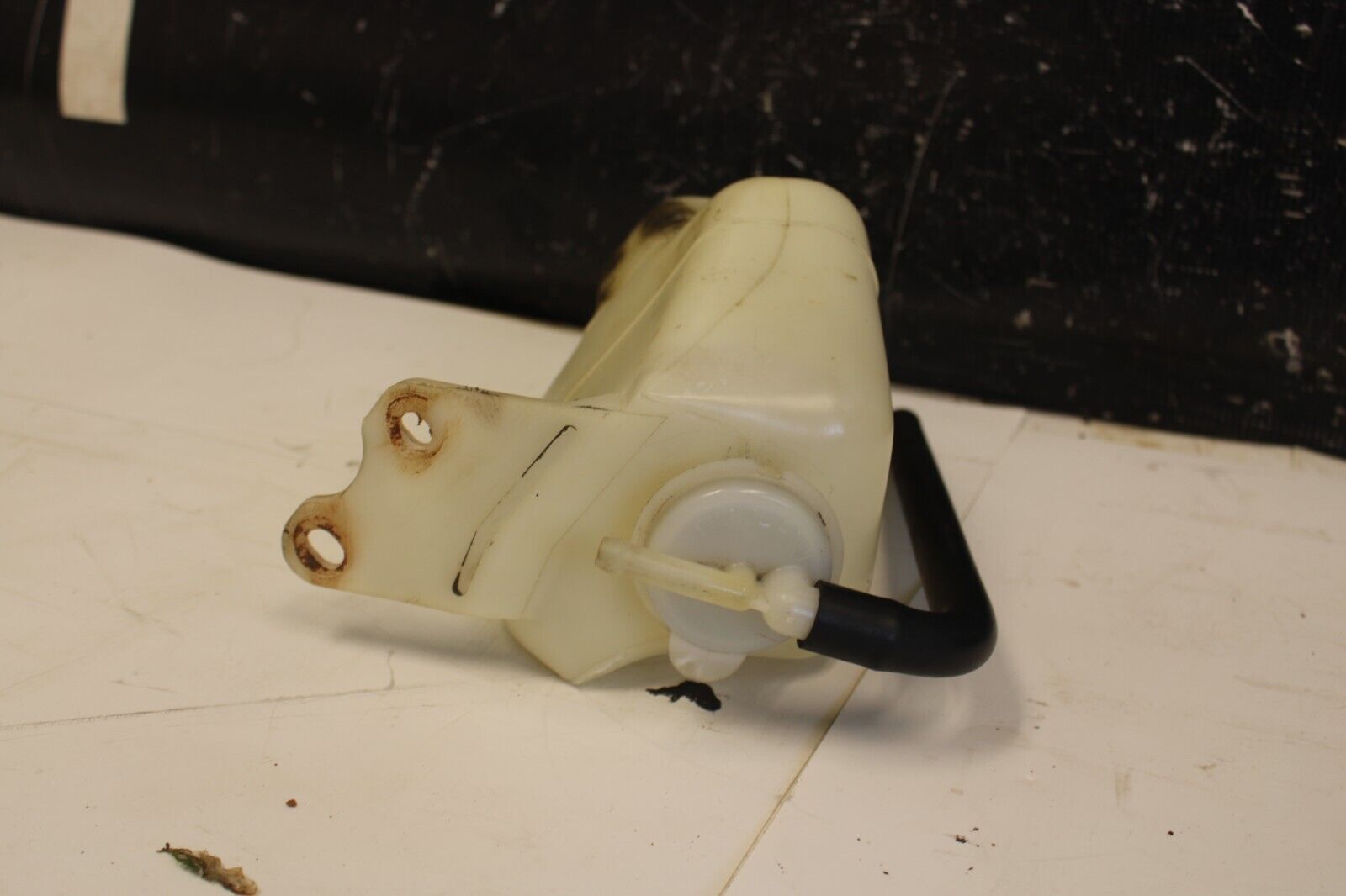 2003-2006 MITSUBISHI EVO EVOLUTION 8 9 OEM COOLANT OVERLFOW RESERVOIR TANK