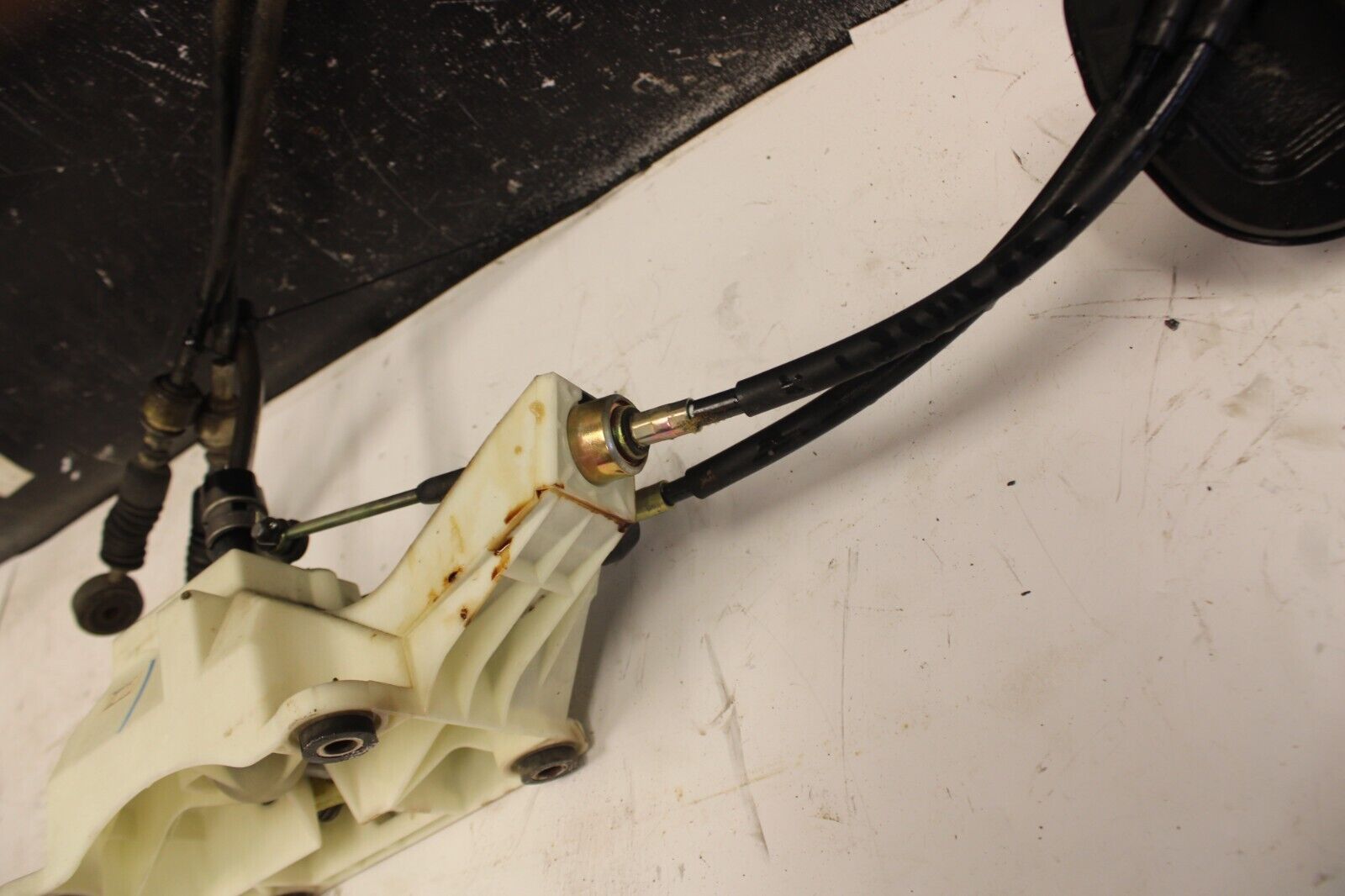 2002-2004 ACURA RSX TYPE S K20A2 OEM 6SPD SHIFTER BOX & CABLES 02-04