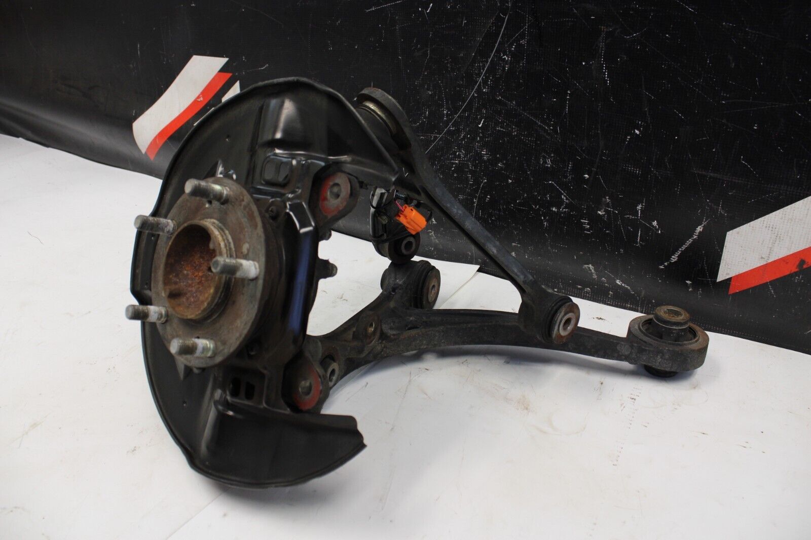 2000-2003 HONDA S2000 AP2 OEM FRONT LH DRIVER KNUCKLE SPINDLE KNEE ASSY