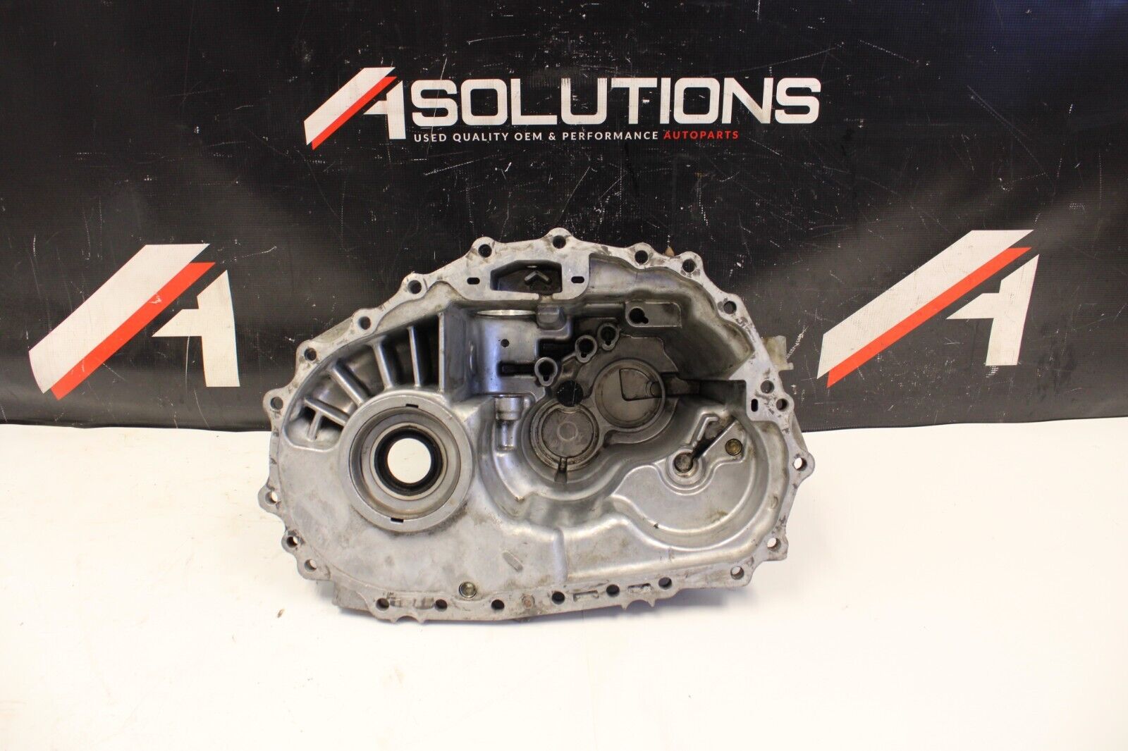 2003-2006 Mitsubishi Evo Evolutions 8 9 Transmission Bell Housing OEM 6 spd