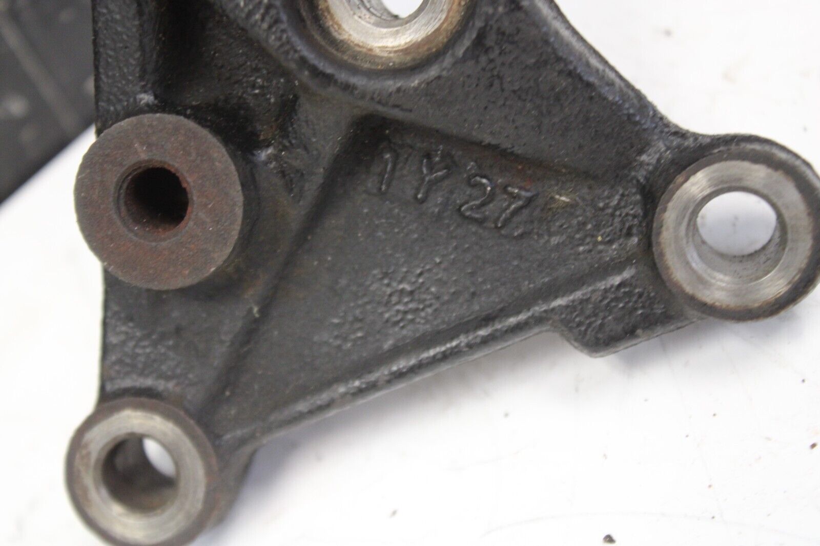 02-06 Acura RSX Type S K20A2 engine side mounting bracket OEM