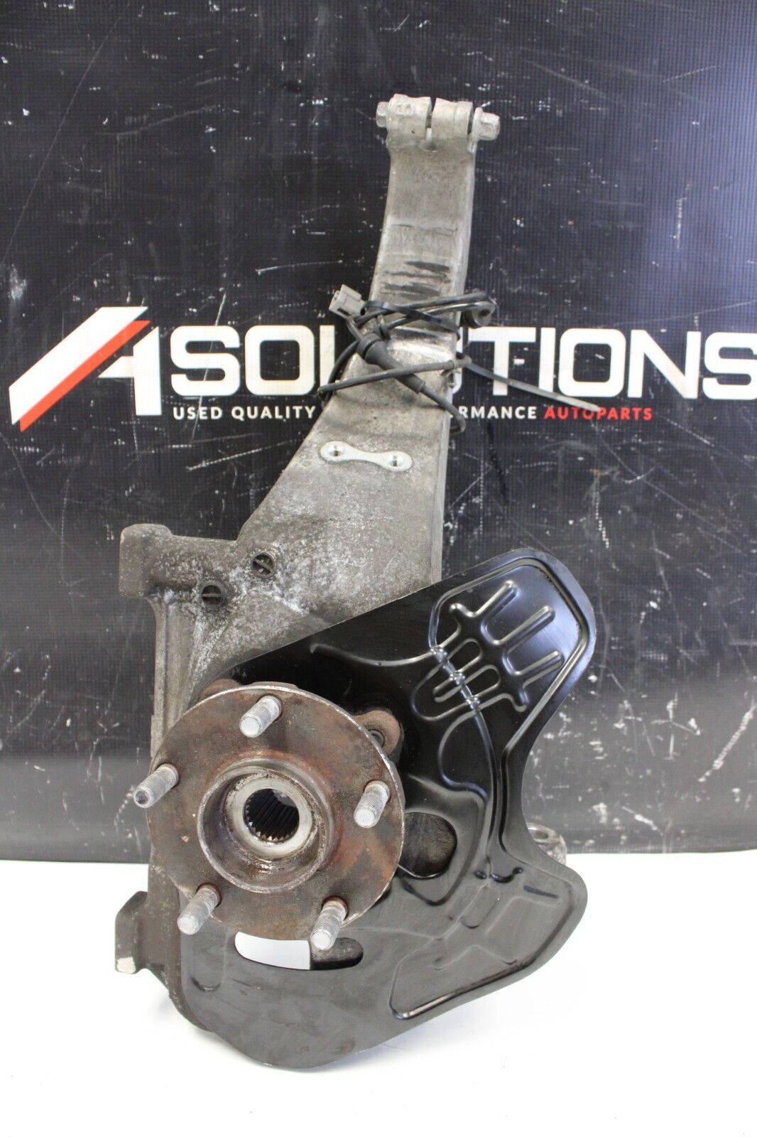 2014 Nissan GT-R GTR R35 Front LH Driver Knuckle Spindle Arm Knee Assembly OEM