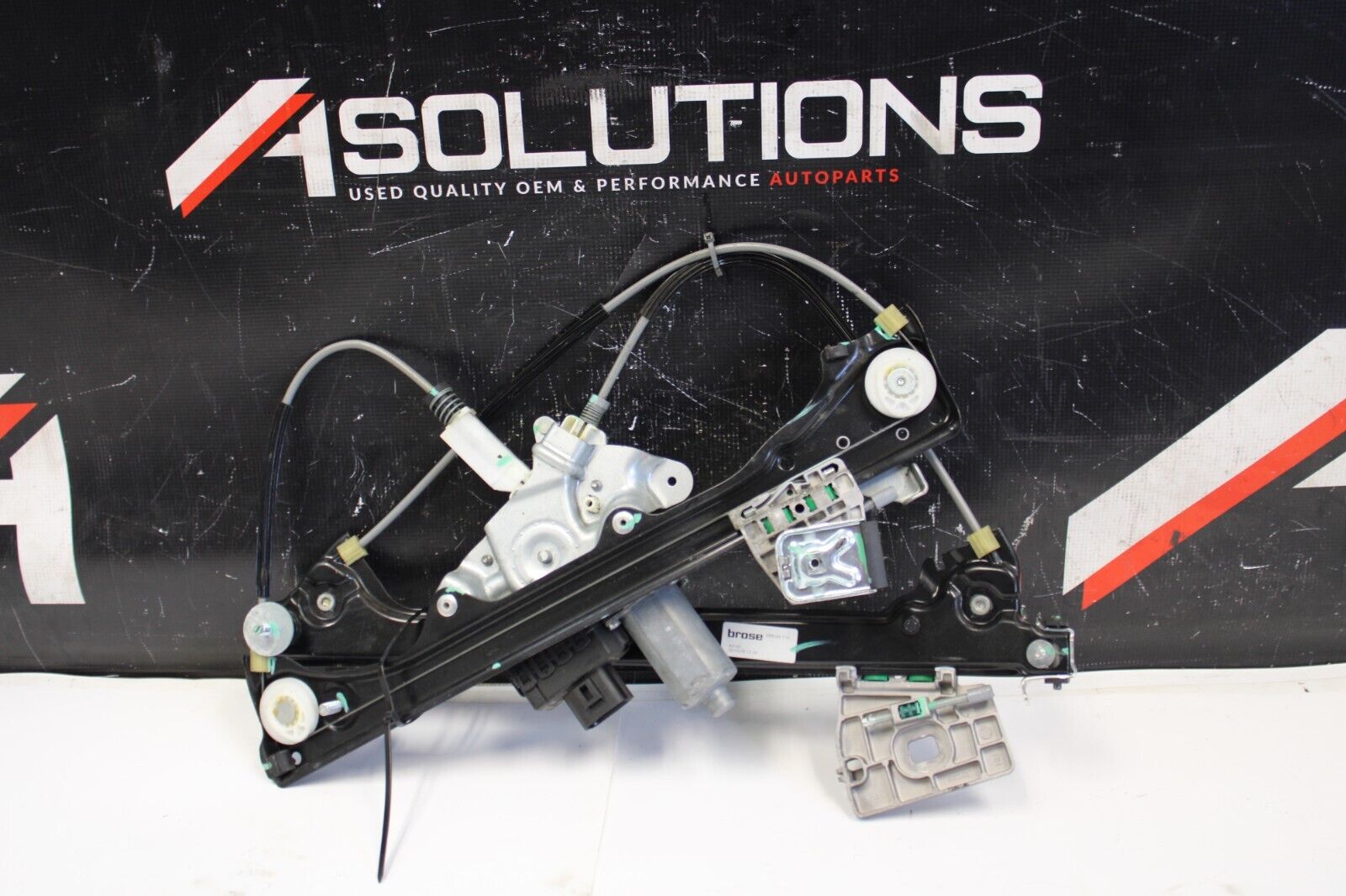 2009-2020 NISSAN GTR R35 WINDOW REGULATOR WITH MOTOR RIGHT PASSENGER SIDE