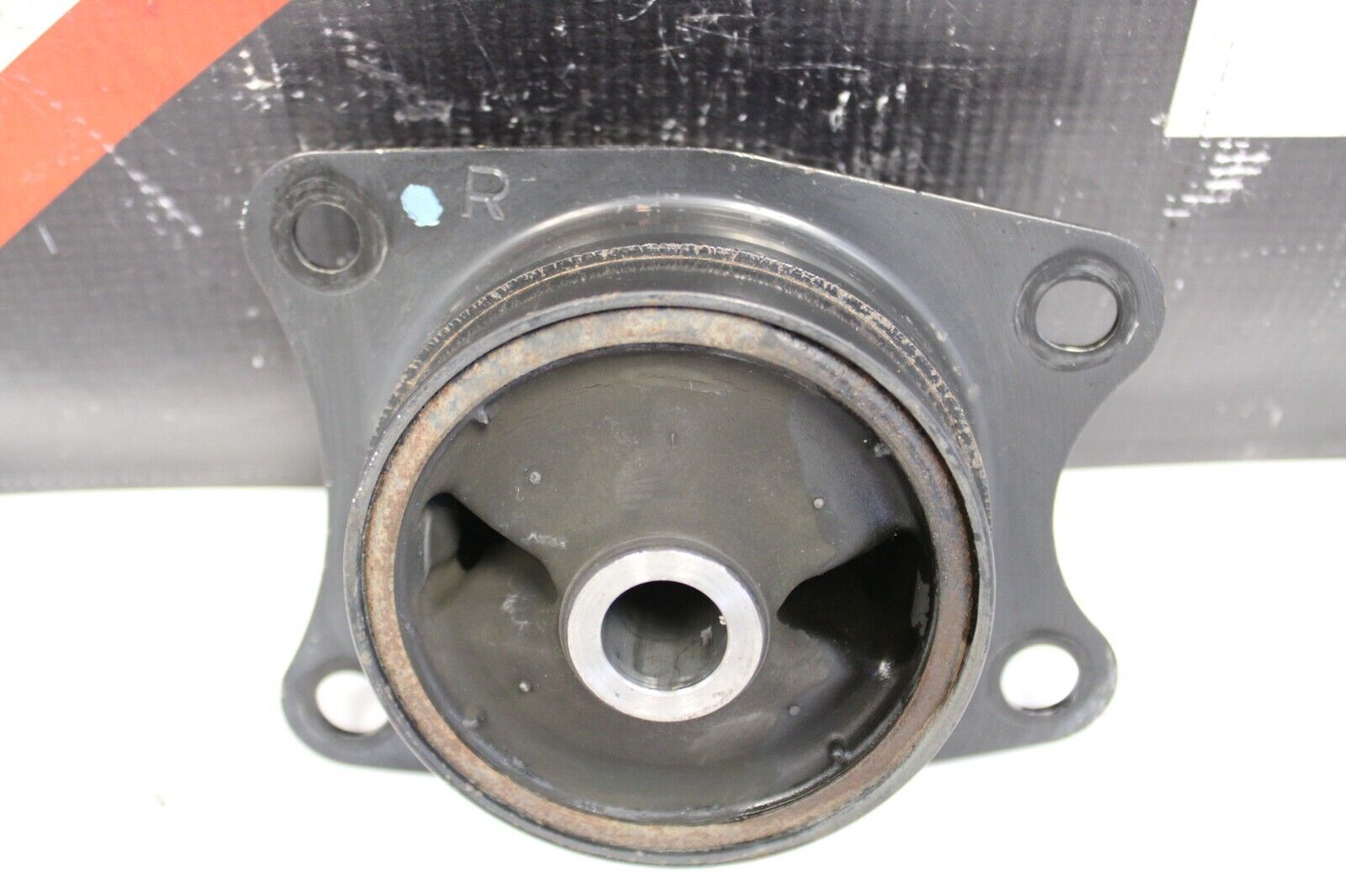 00-09 HONDA S2000 OEM RH RIGHT Passenger Rear DIFF DIFFERENTIAL MOUNT 7K Miles!