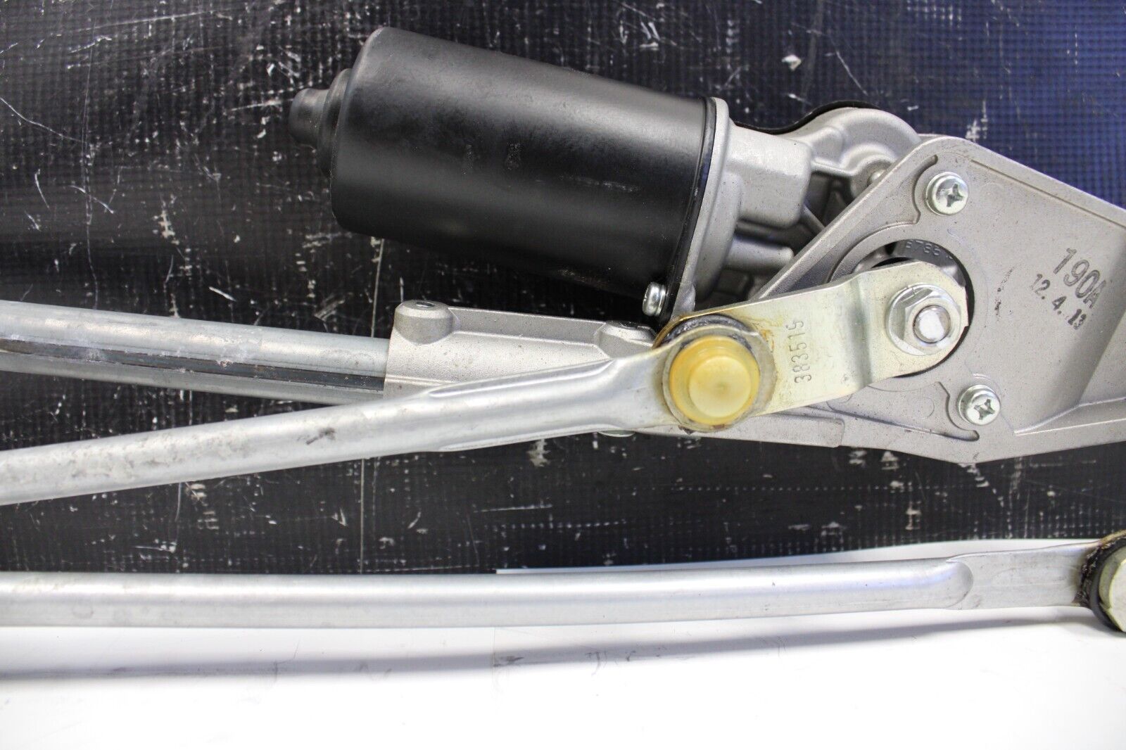 2013 NISSAN R35 GTR CBA WINDSHIELD WIPER MOTOR LINKAGE ASSEMBLY OEM GT-R