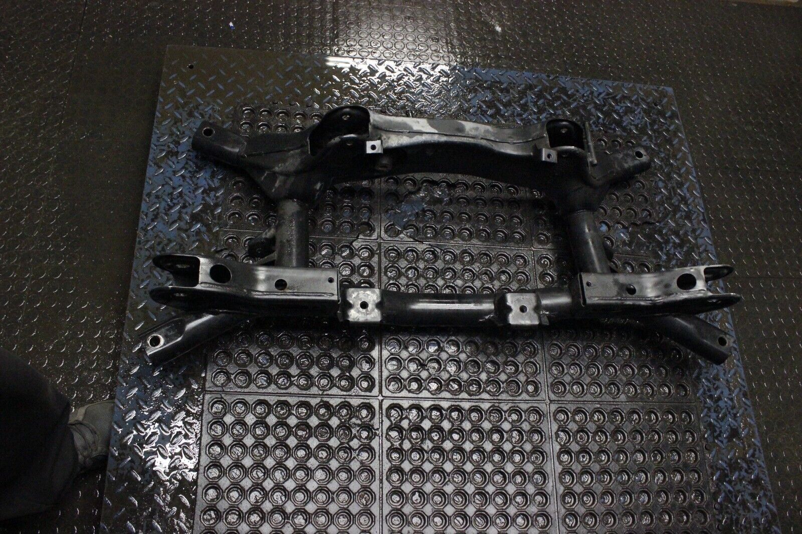 2008-2015 LANCER RALLIART TURBO OEM REAR SUBFRAME CROSSMEMBER