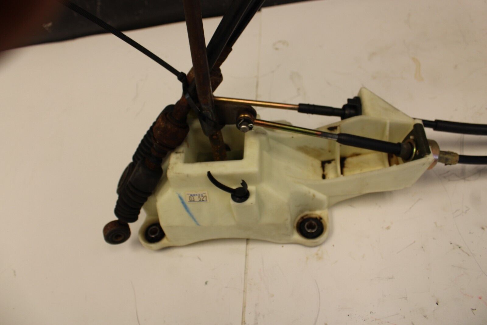 2002-2004 ACURA RSX TYPE S K20A2 OEM 6SPD SHIFTER BOX & CABLES 02-04