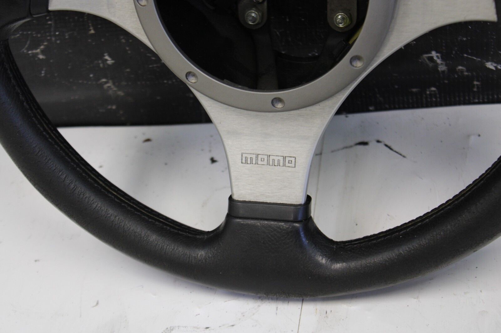 2003-2006 Mitsubishi Lancer Evolution EVO 8 9 MOMO Leather Steering Wheel