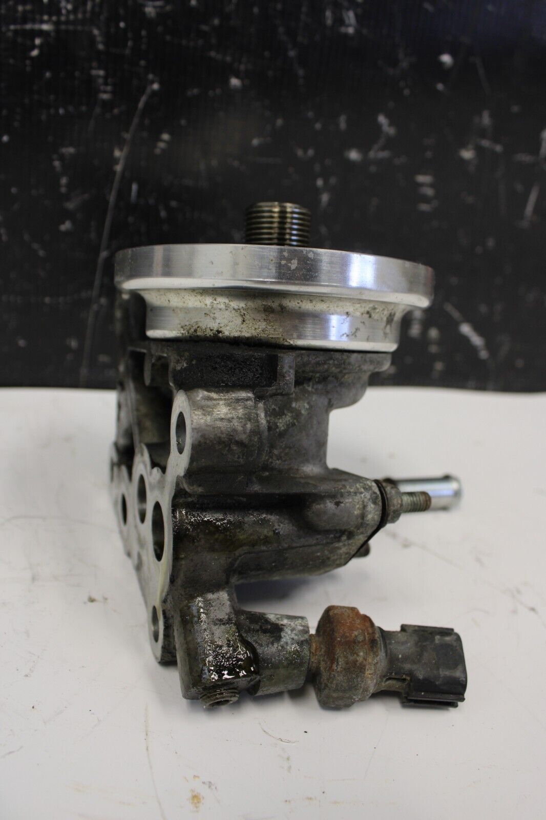 2010 NISSAN GT-R GTR R35 PREMIUM VR38 OEM ENGINE OIL PUMP HOUSING FILTER ADAPTER