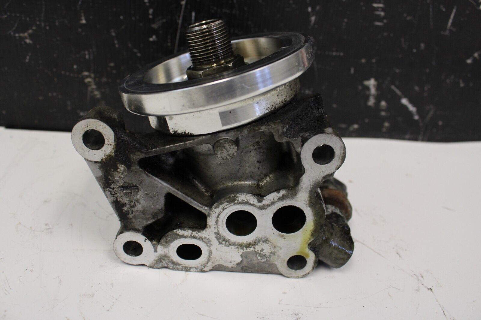 2010 NISSAN GT-R GTR R35 PREMIUM VR38 OEM ENGINE OIL PUMP HOUSING FILTER ADAPTER