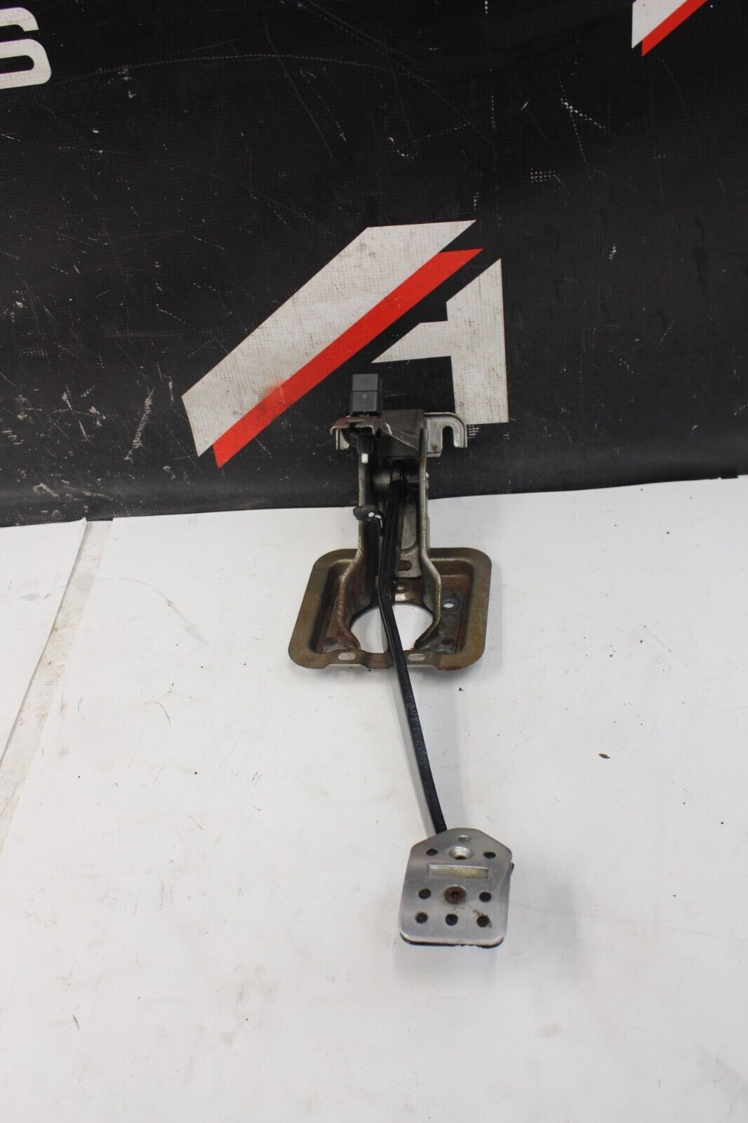 2003-2006 Mitsubishi Evolution 8 9 Brake Pedal Assembly OEM Evo 8 9