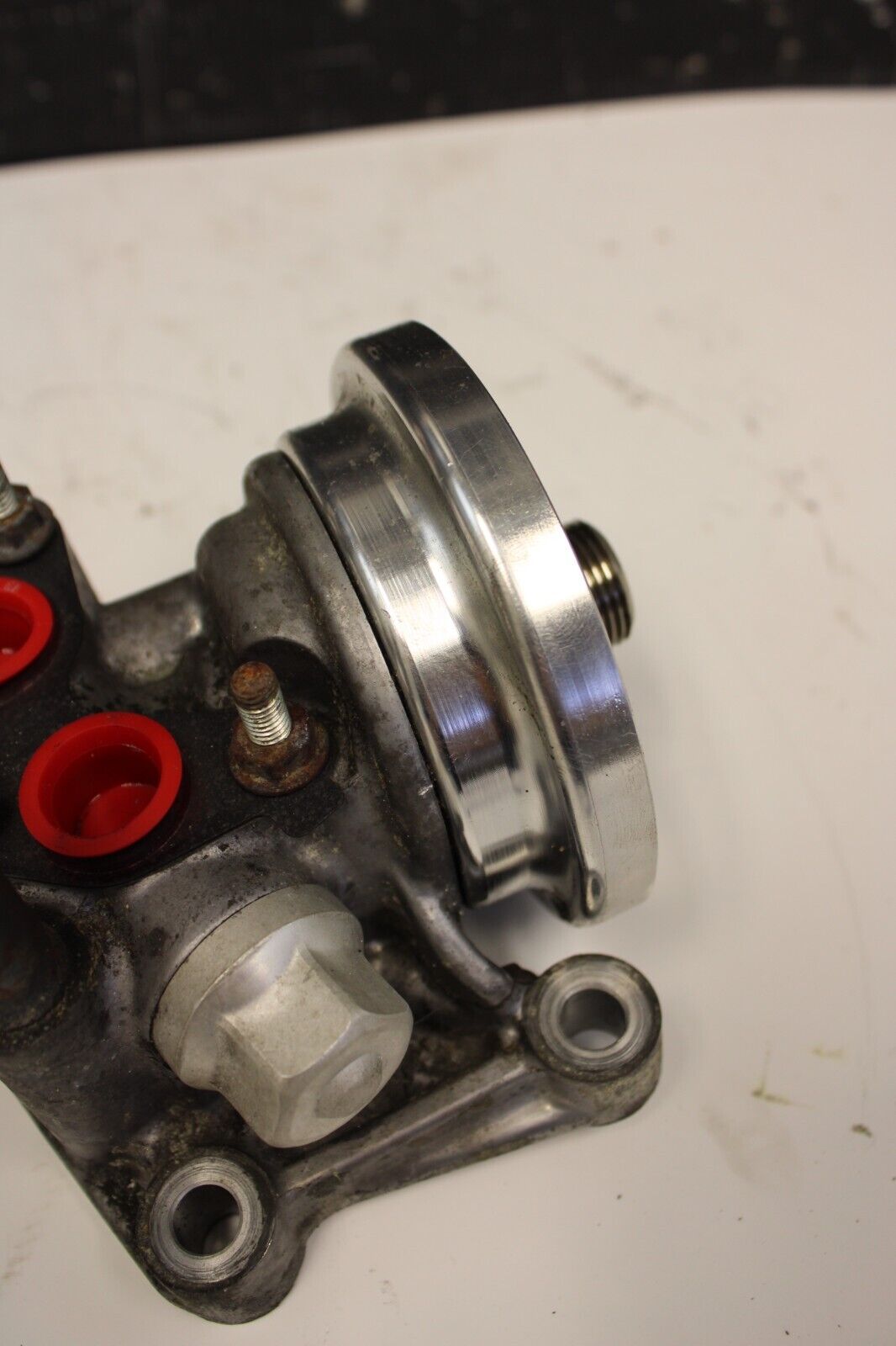 2010 NISSAN GT-R GTR R35 PREMIUM VR38 OEM ENGINE OIL PUMP HOUSING FILTER ADAPTER