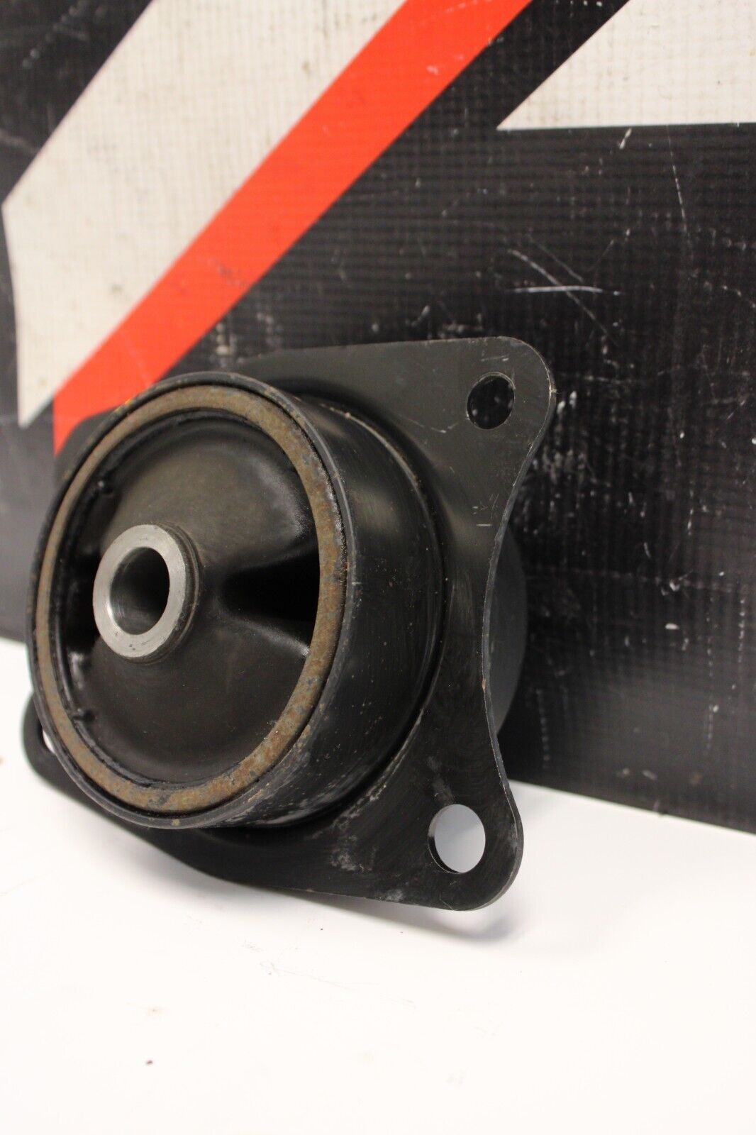 00-09 HONDA S2000 OEM RH RIGHT Passenger Rear DIFF DIFFERENTIAL MOUNT 7K Miles!